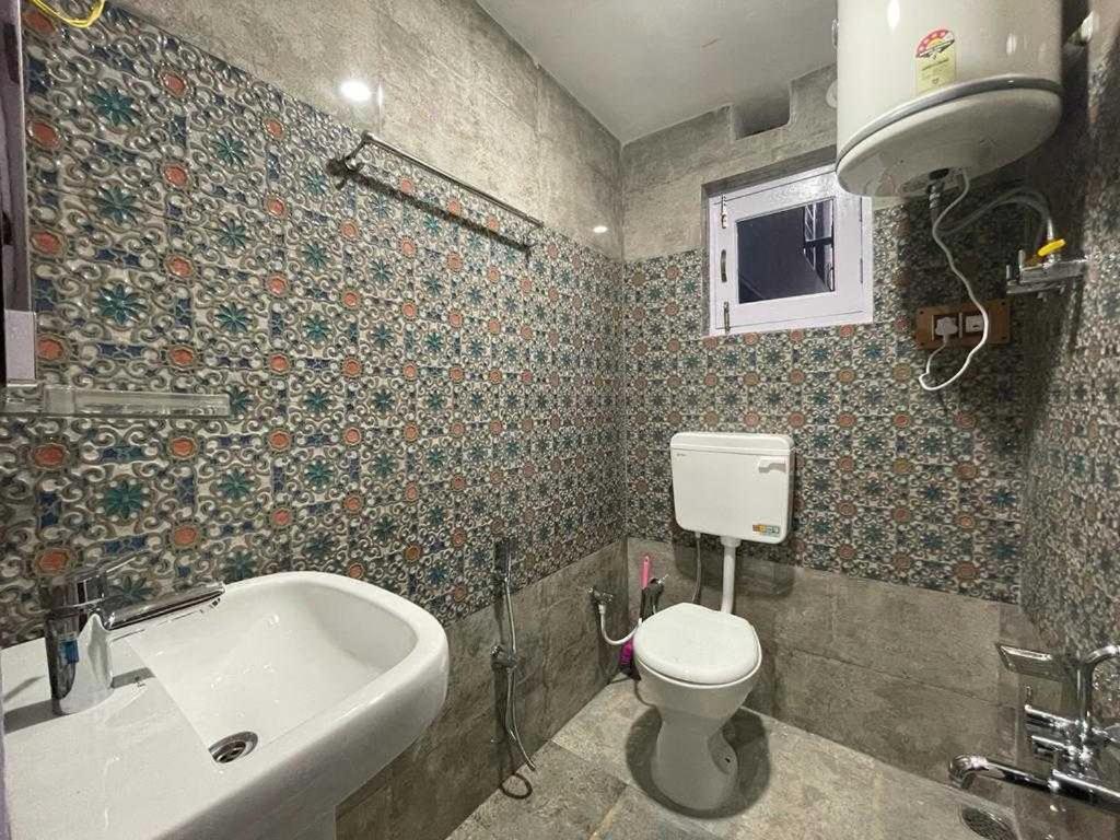 Hotel O Desire Guest House Srinagar  Ngoại thất bức ảnh